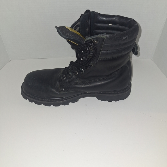 Rugged Black Men's Boots - Picture 3 of 12
